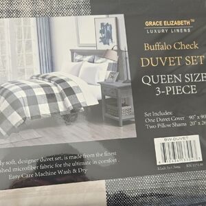 Buffalo Check Queen Duvet Set in Black & Tan